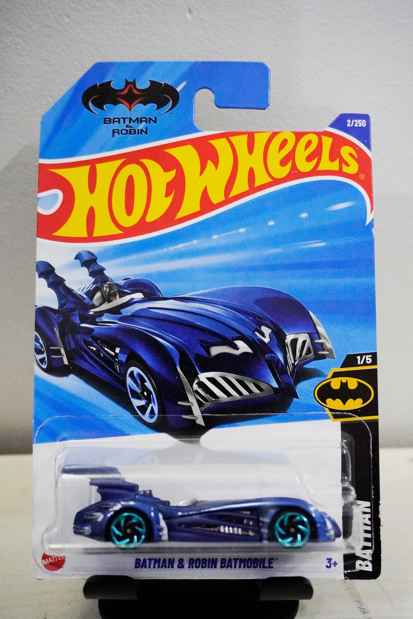 BATMAN & ROBIN BATMOBILE - Layeewithcars